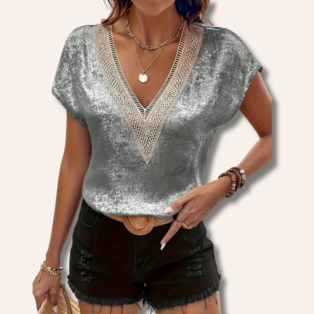 Alisa | Vintage V-Neck Blouse